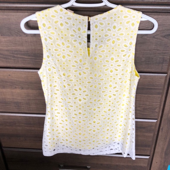 Top - Picture 2 of 4